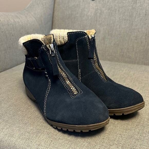 Sporto dark navy leather boot size 6 faux fur lined - Picture 2 of 6